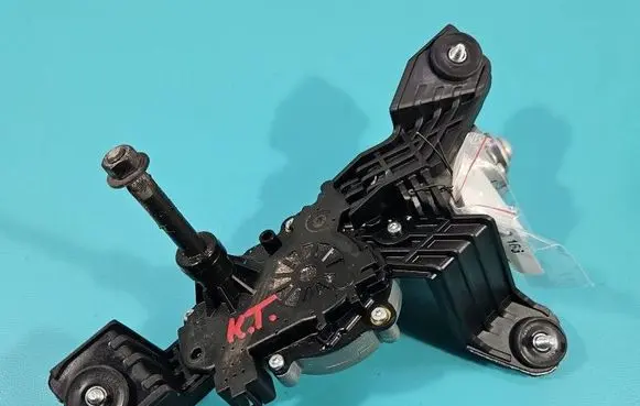 Hyundai i30 Rear window wiper motor 98700G3000 IMPRK1563166