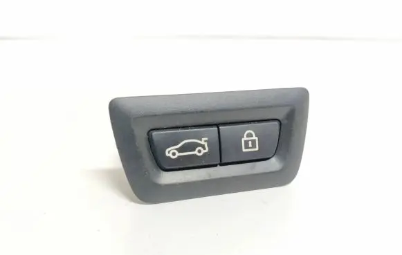 BMW 4 F32 F33 Tailgate/boot open switch button 9275121