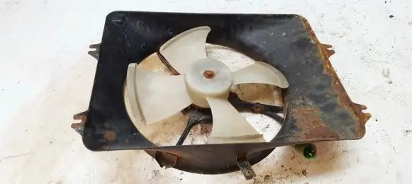 Honda Concerto Radiator cooling fan shroud