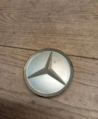Mercedes-Benz E W211 Original wheel cap 2014010225