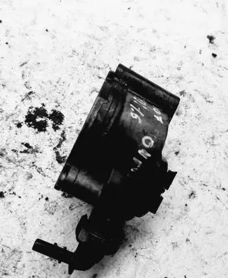 Peugeot 407 Vacuum pump D1561B