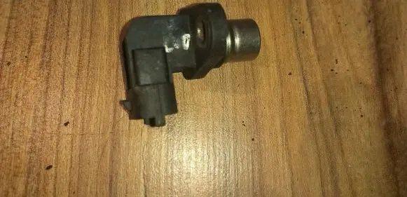 Opel Astra G Crankshaft position sensor 0232103021