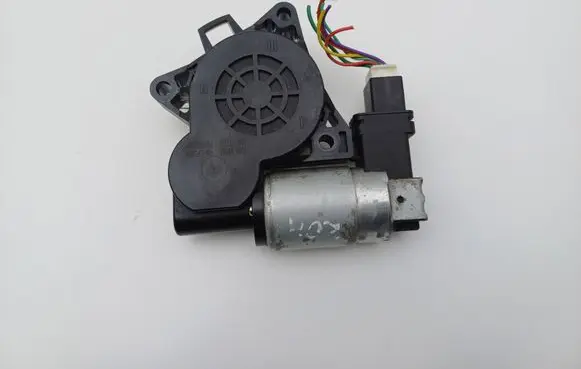 Mazda 5 Front door window regulator motor GJ6A5958X CM011760