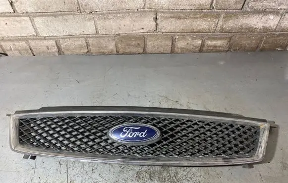 Ford Focus C-MAX Front grill 3M51R8138 3M51R8B271AD