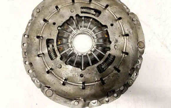 BMW 1 E81 E87 Clutch set kit L04122 E9610