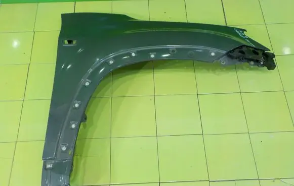 Chevrolet Orlando Fender PRZOD PRAWY
