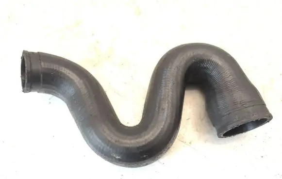 Audi A4 S4 B5 8D Intercooler hose/pipe 8D0145828C