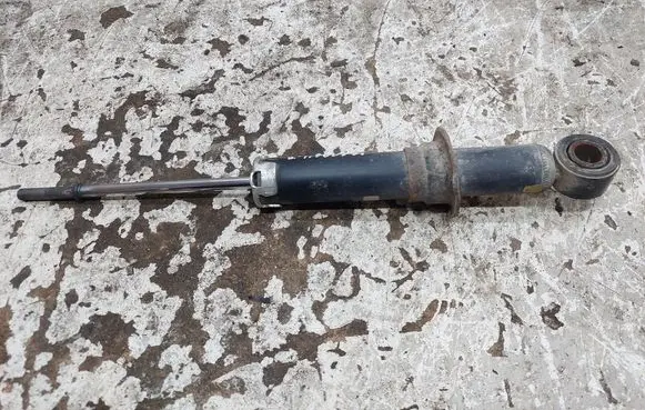 Toyota Corolla Verso E121 Rear shock absorber/damper 4853013120