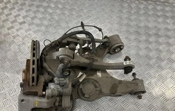 Alfa Romeo Stelvio Stub axle DG16225
