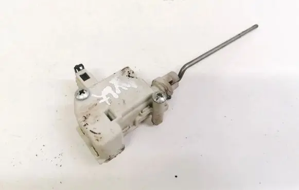 Volkswagen Polo Central locking motor 6q6810773a 3b0959781e