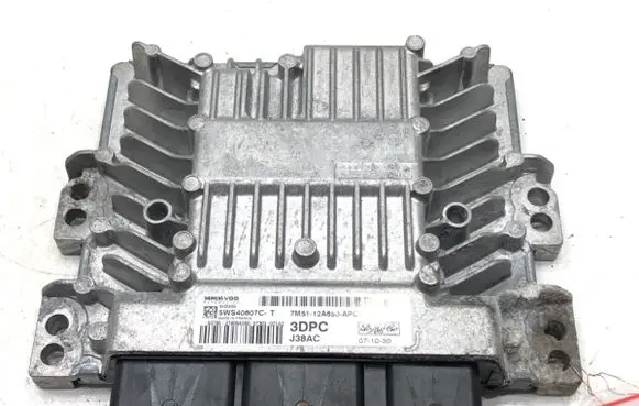Ford Focus Engine control unit/module ECU 7M51-12A650-APC