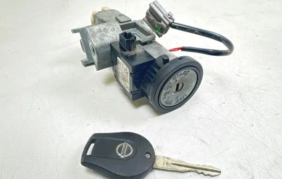 Nissan Juke I F15 Ignition lock 4419AMW1014 A1215B894 28590C9968