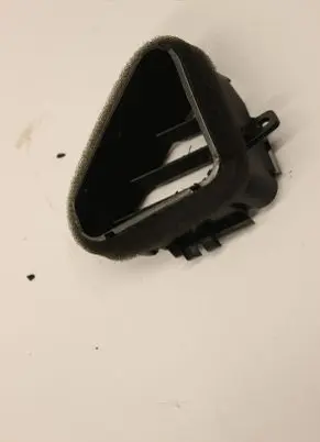 Mitsubishi Pajero Dashboard side air vent grill/cover trim