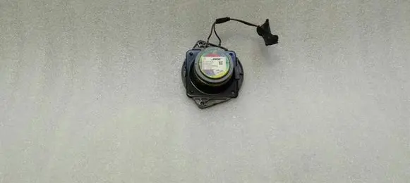 Mercedes-Benz SL R230 Panel speaker A2308201602