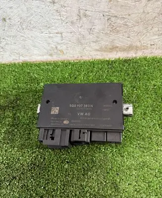 Volkswagen Tiguan Tow bar trailer control unit/module 5Q0907383N