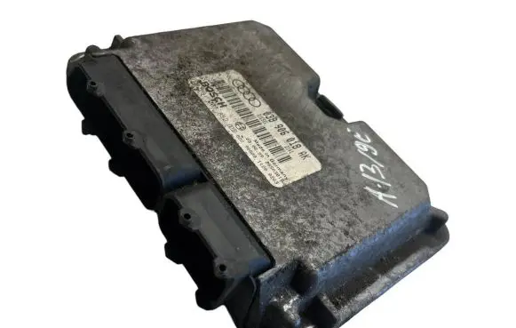 Audi A3 S3 8L Engine control unit/module 038906018AK 28SA3815 0281001852