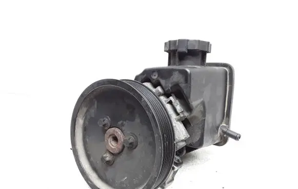 Mercedes-Benz E W211 Power steering pump A0044662001