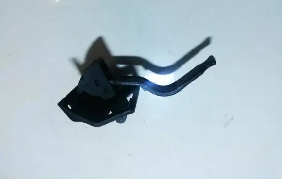 Renault Megane II Engine bonnet (hood) release handle 110075b