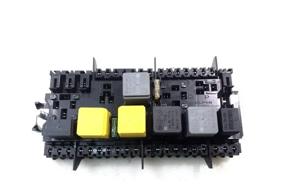 Mercedes-Benz CLA C117 X117 W117 Fuse module A2469067100