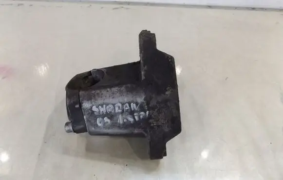 Volkswagen Sharan Engine mounting bracket