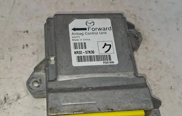 Mazda CX-5 Airbag control unit/module KR3257K30 K0273 PE2E1699