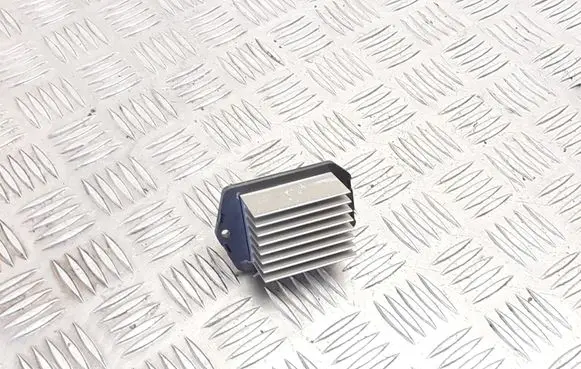 Mitsubishi Grandis Heater blower motor/fan resistor 0778000750