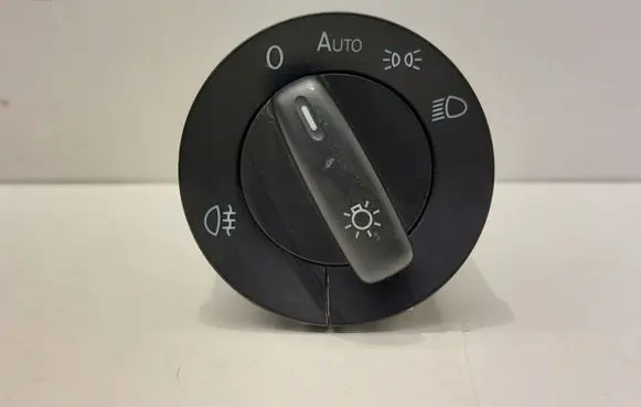 Light switch
