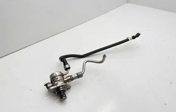 Skoda Octavia Mk4 Fuel injection high pressure pump 06Q127025R 06D127025B