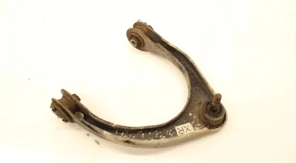 Lexus IS 220D-250-350 Front lower control arm/wishbone 4863059065