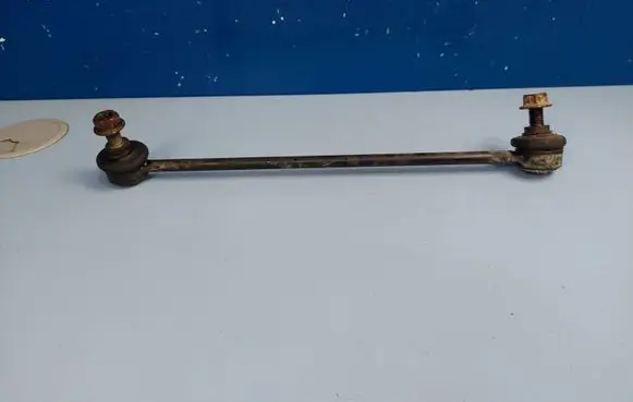 Front anti-roll bar/stabilizer link