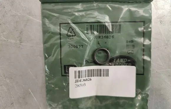 Jaguar F-Pace Nuts/bolts JDE36826