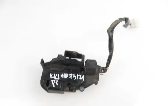 Mazda 626 Front door lock