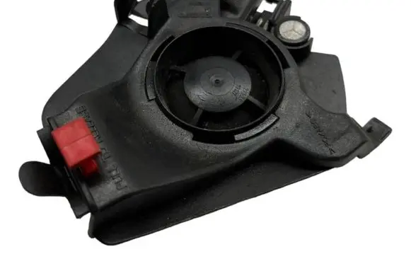 Volvo XC70 Front door speaker 8633992