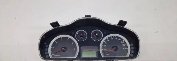 Hyundai Santa Fe Speedometer (instrument cluster) 77962030