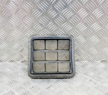 Dodge RAM 1500 DS Quarter panel pressure vent 68157351AD