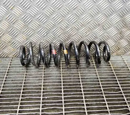 Toyota RAV 4 (XA50) Rear coil spring