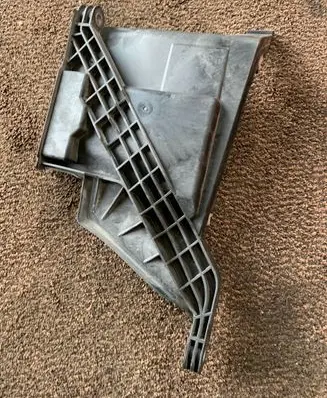 BMW 2 F46 Battery tray heat shield 7351482