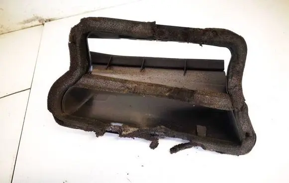 Volkswagen Golf IV Air intake duct part 1j1819241b
