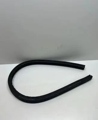 Audi Q7 4M Engine compartment rubber 4M0823723