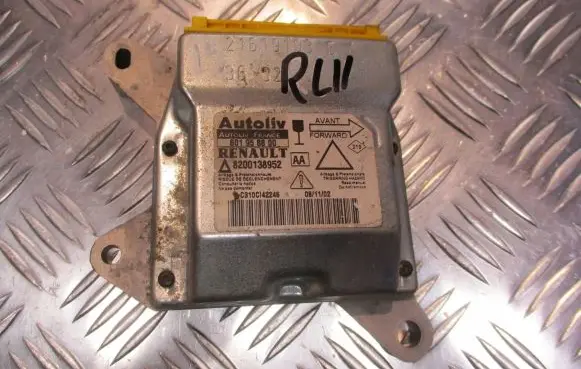 Renault Laguna II Airbag control unit/module 8200138952