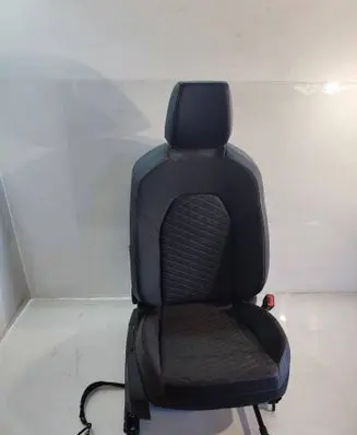 Seat Leon IV Front driver seat 