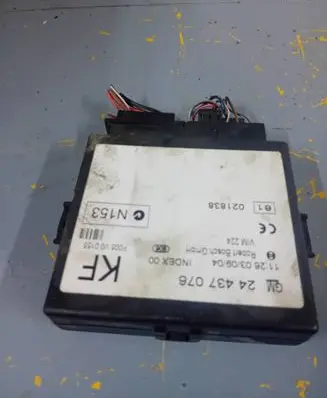 Opel Zafira A Comfort/convenience module 24437076 F005V00155 021838