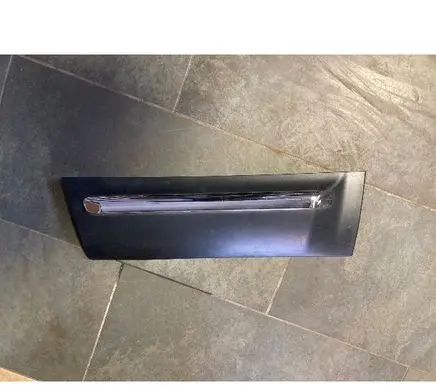 Nissan Qashqai Rear door trim (molding) 82870JD00A
