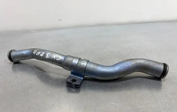 Mazda CX-3 Engine coolant pipe/hose