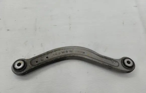 Mercedes-Benz C W204 Rear control arm 20407