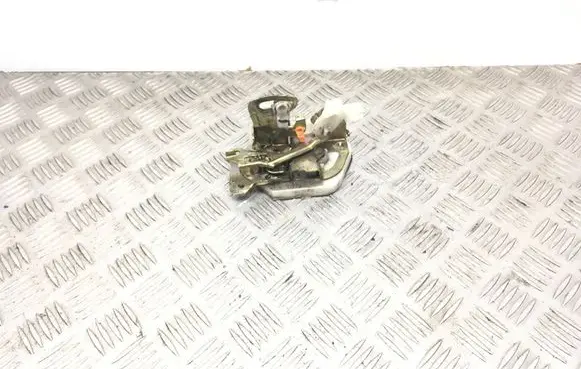 Mitsubishi Pajero Sport I Rear door lock