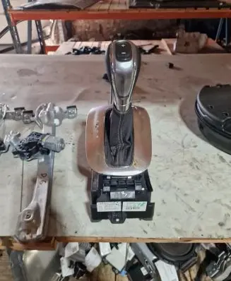 Buick Encore I Gear shifter/selector 95371592