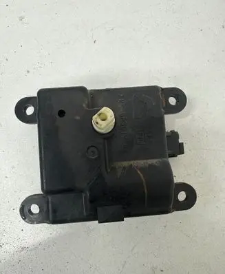 Nissan X-Trail T30 Air flap motor/actuator 3F12030850 040806