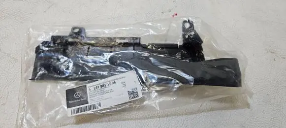 Mercedes-Benz GLE W167 Intercooler air guide/duct channel A1678856805