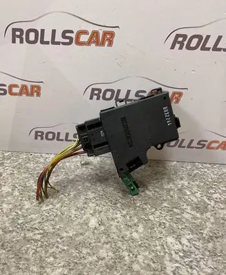 BMW 5 E39 Other control units/modules 676183814809 115852